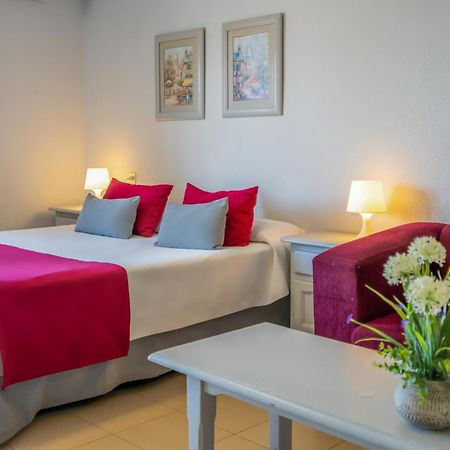 Apartamentos Puerta Del Sur Seville Ngoại thất bức ảnh